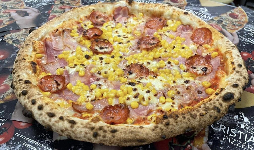 22. Pizza Grande e Rustica Családi